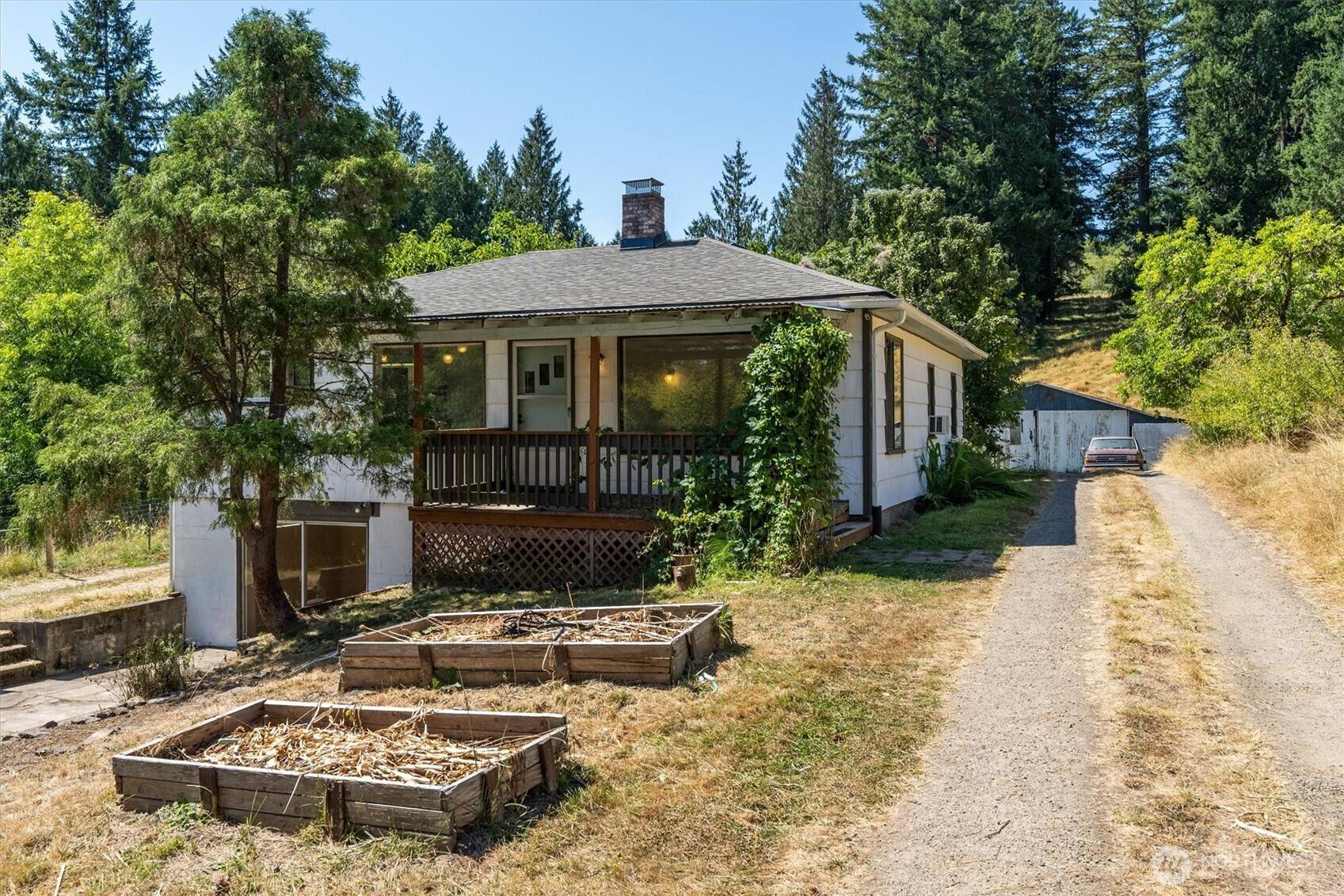 205 N Maple Hill RD, Kelso, WA 98626