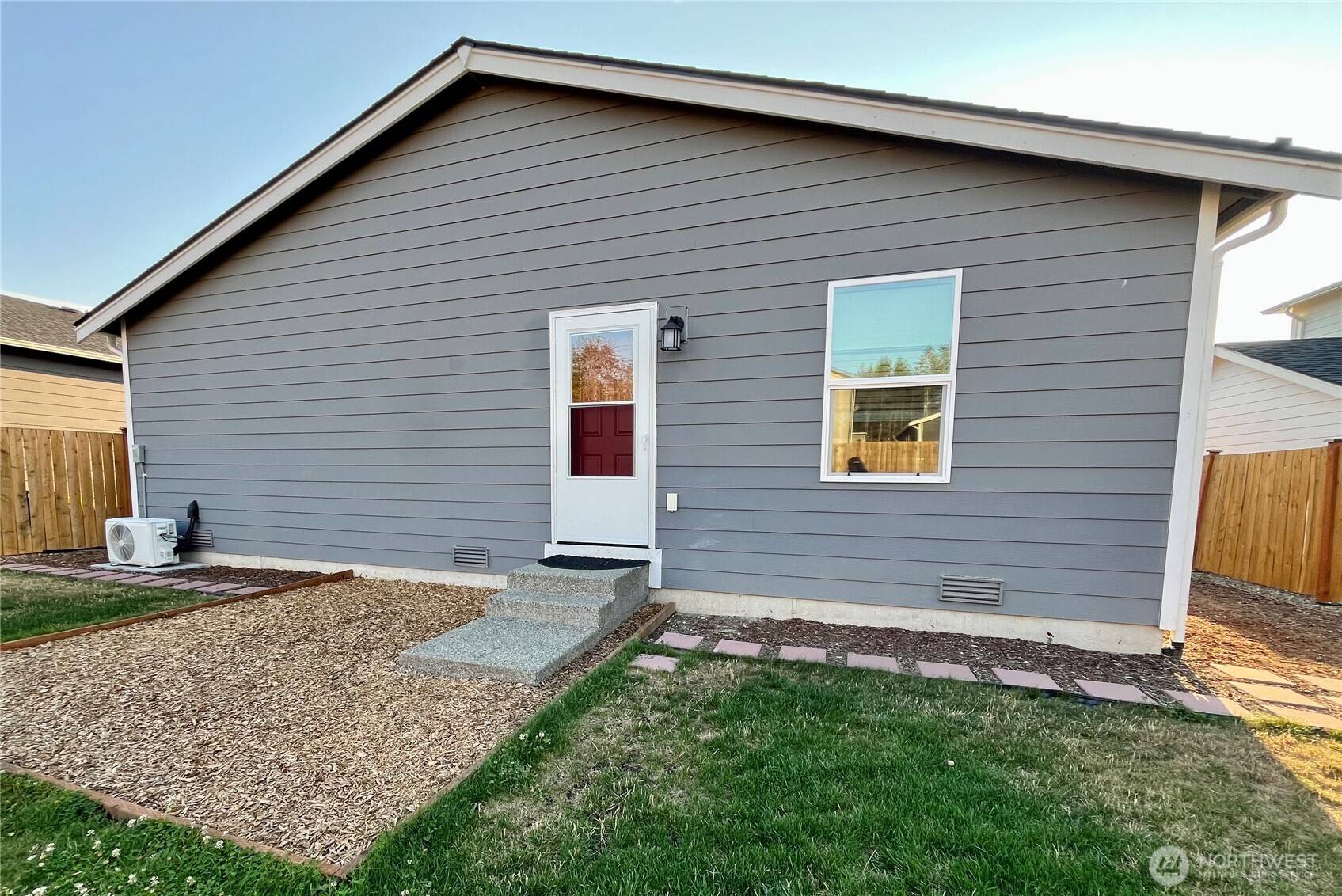 221 NE Belfair Station DR, Belfair, WA 98528