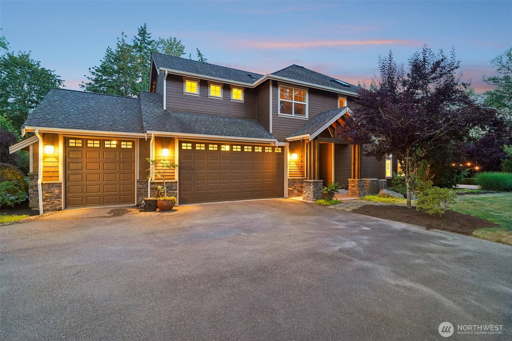 8015 228th AVE NE, Redmond, WA 98053