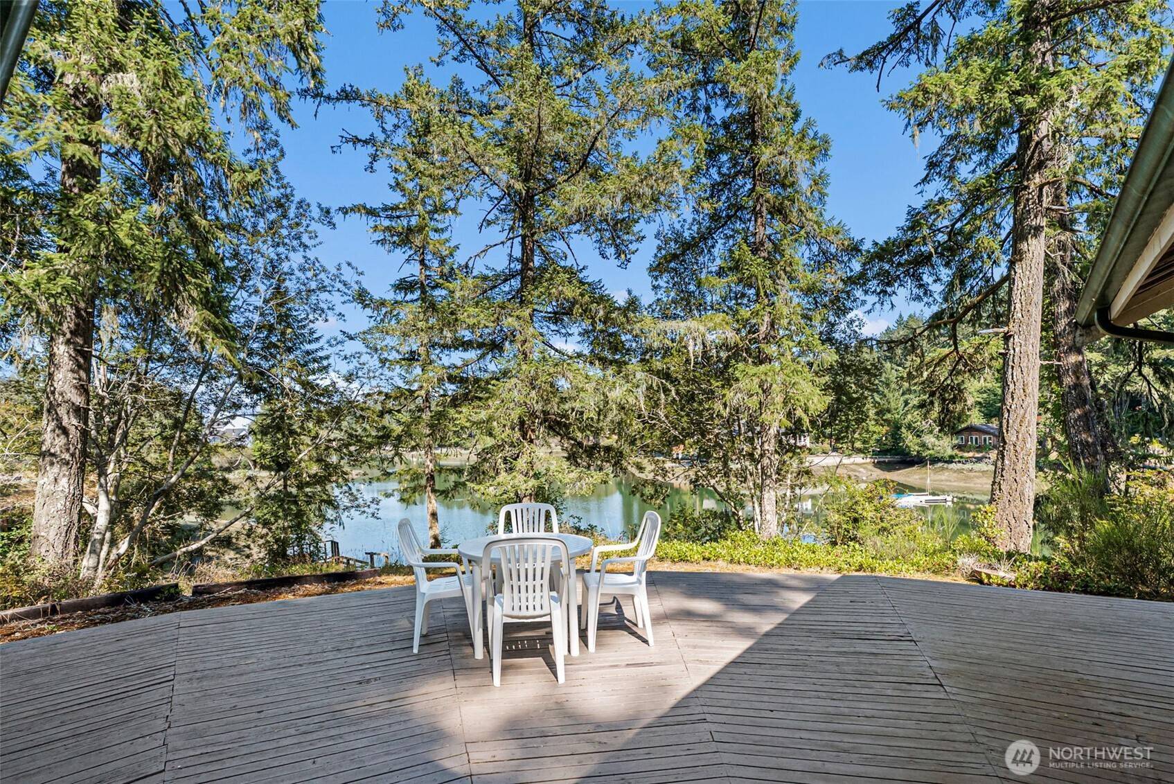 150 E Haskell Hill RD, Shelton, WA 98584