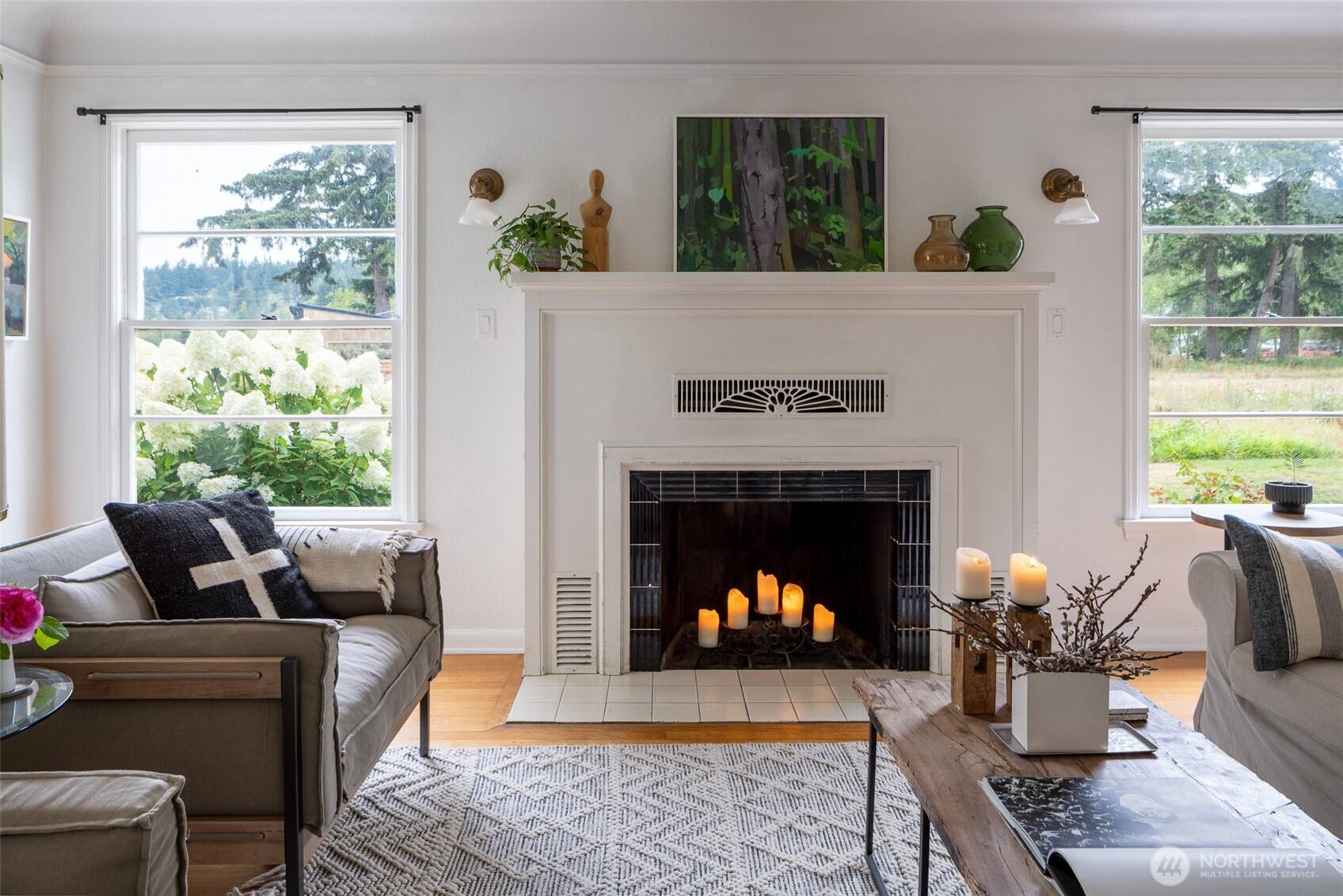 4569 Point White DR NE, Bainbridge Island, WA 98110