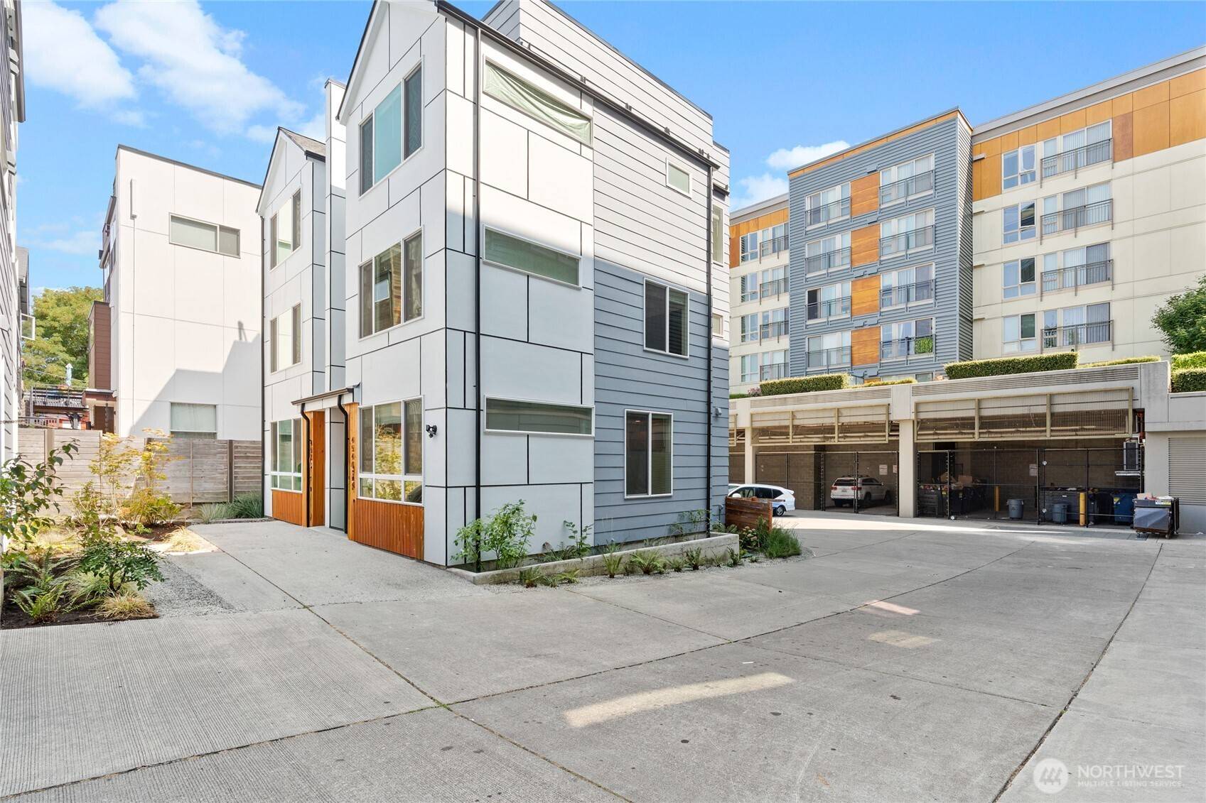 4540 40th AVE SW, Seattle, WA 98116