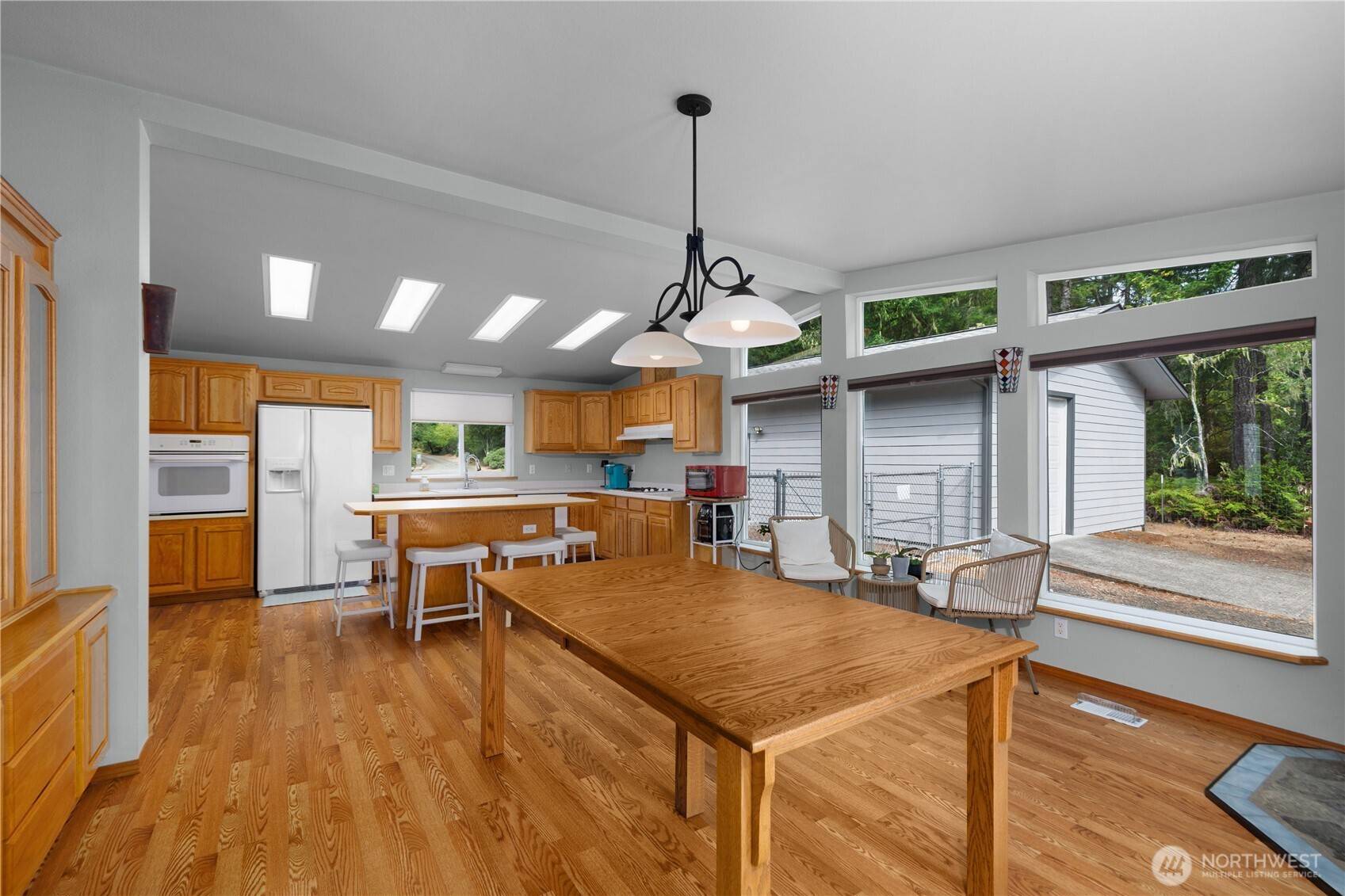 370 E Strong RD, Shelton, WA 98584