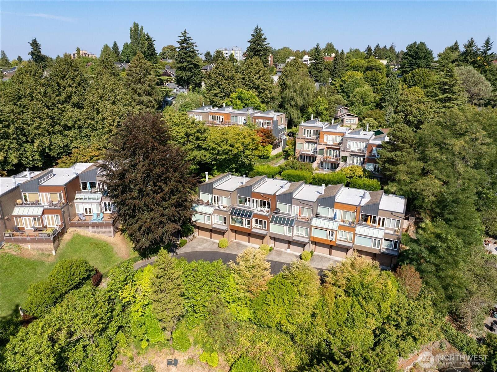 101 NW 58th ST #12, Seattle, WA 98107