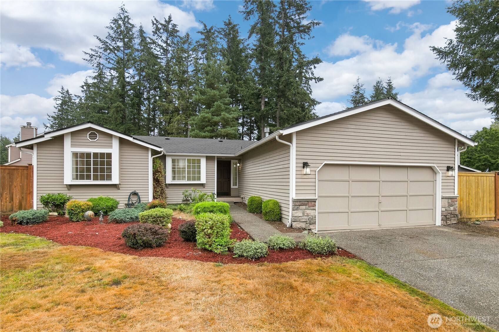 22607 SE 273rd ST, Maple Valley, WA 98038