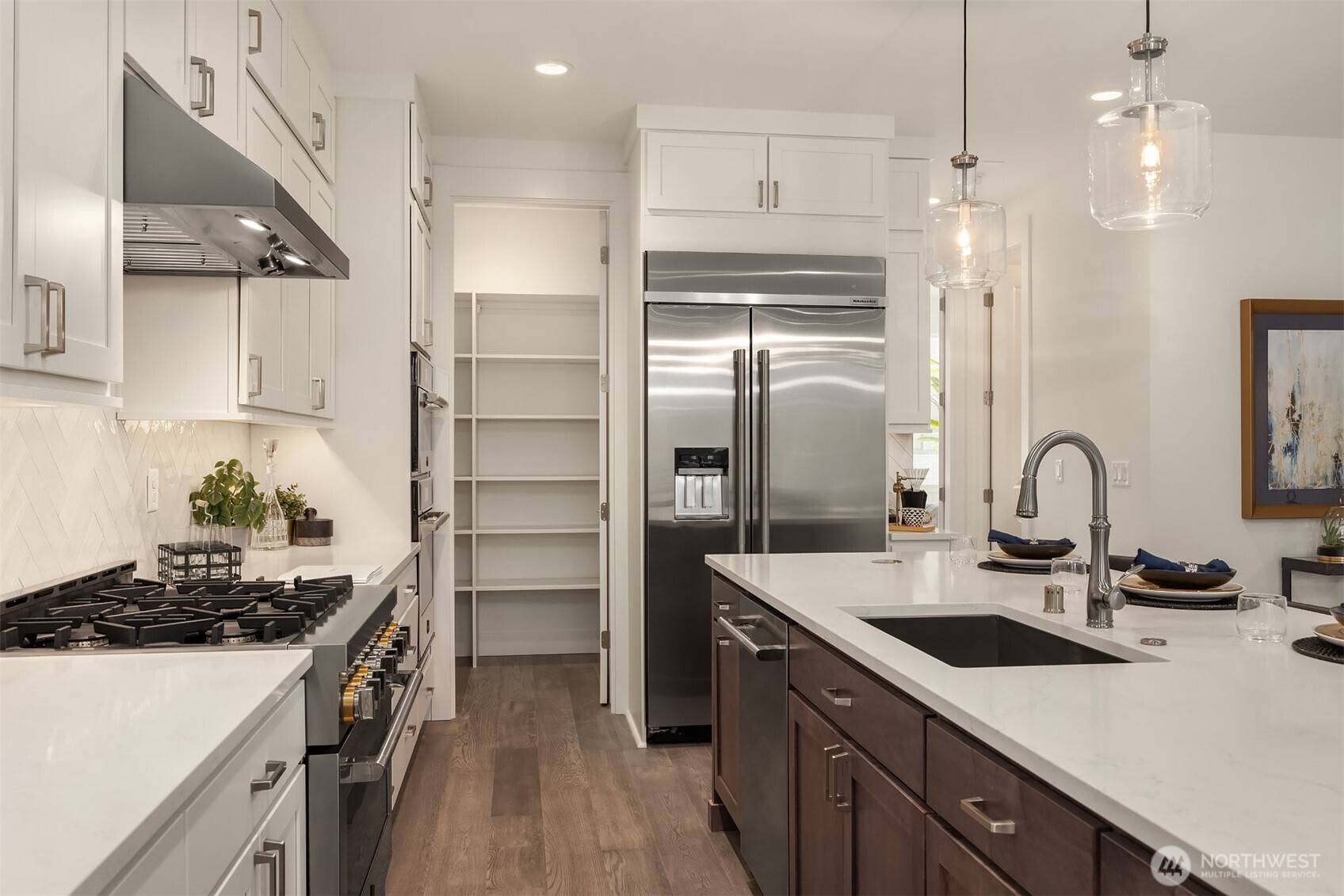 14856 HS#3 NE 2nd CT, Bellevue, WA 98007