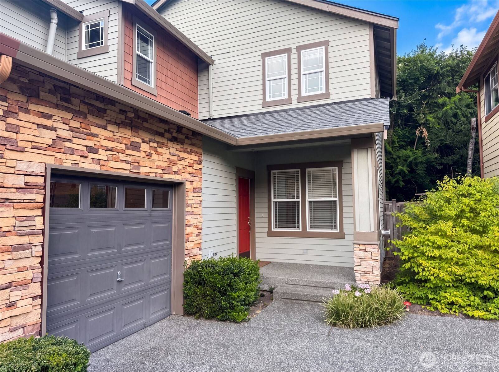 10769 221st LN NE #18, Redmond, WA 98053