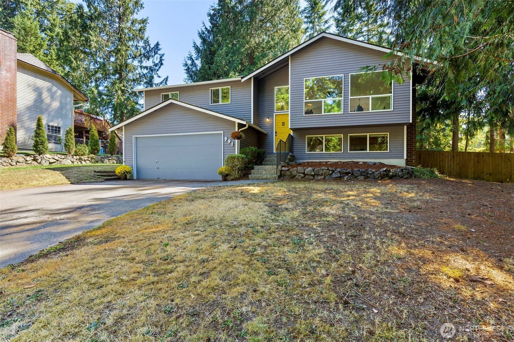 991 Melia LN NE, Bremerton, WA 98311