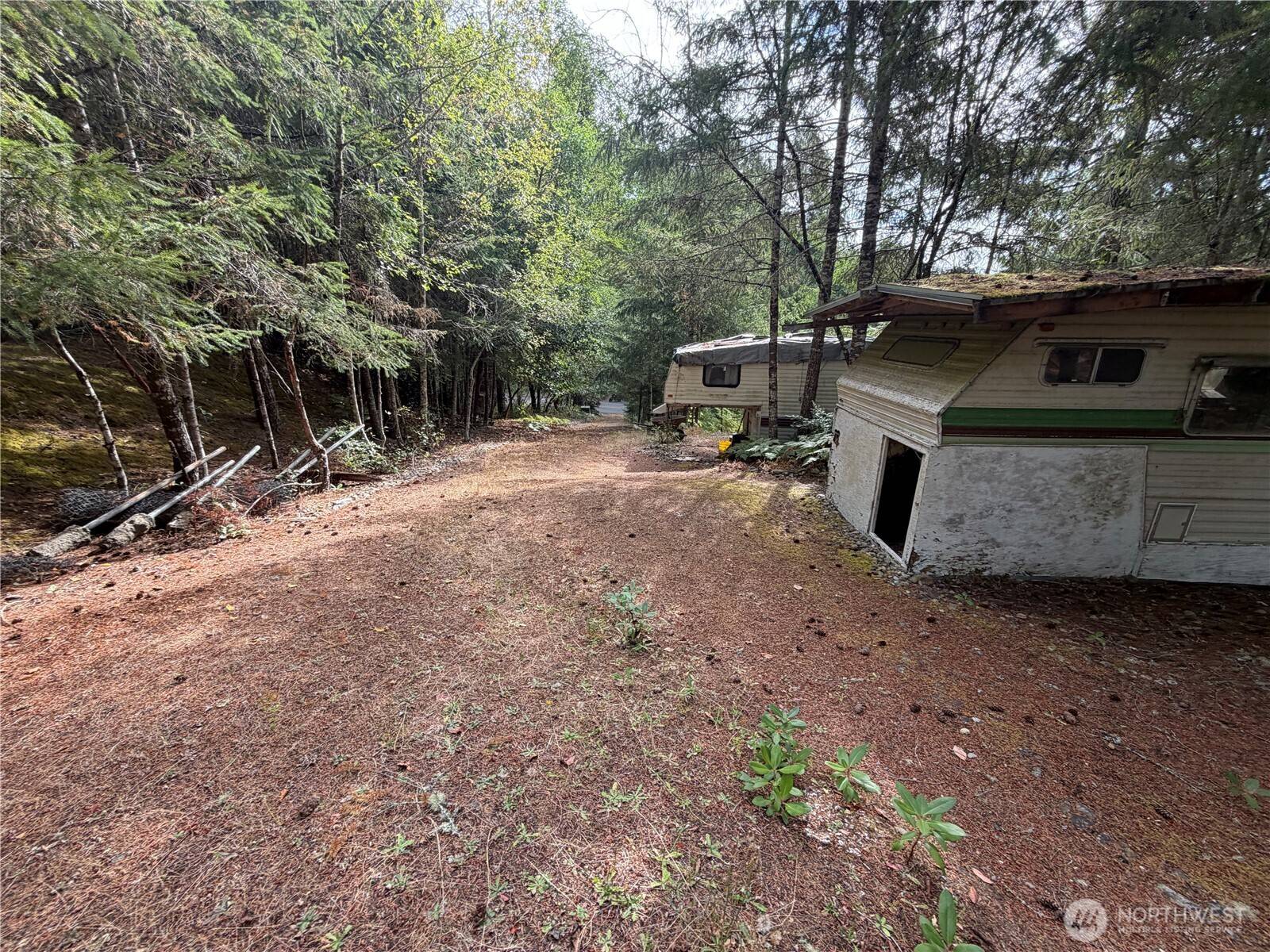 397 NE Larson Lake RD, Belfair, WA 98528