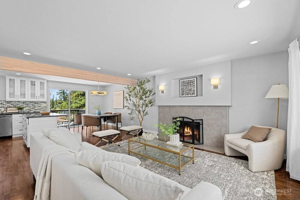 7360 NE 145th PL, Kenmore, WA 98028