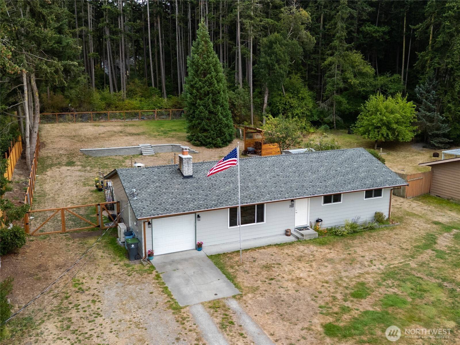 1808 Wellington DR, Oak Harbor, WA 98277