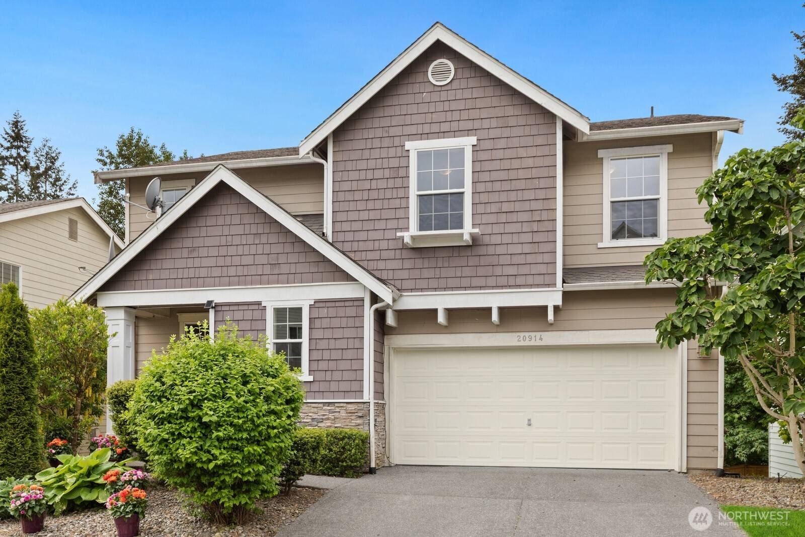20914 13th PL W, Lynnwood, WA 98036