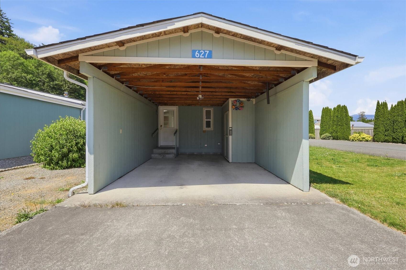 627 Andrew DR, Burlington, WA 98233