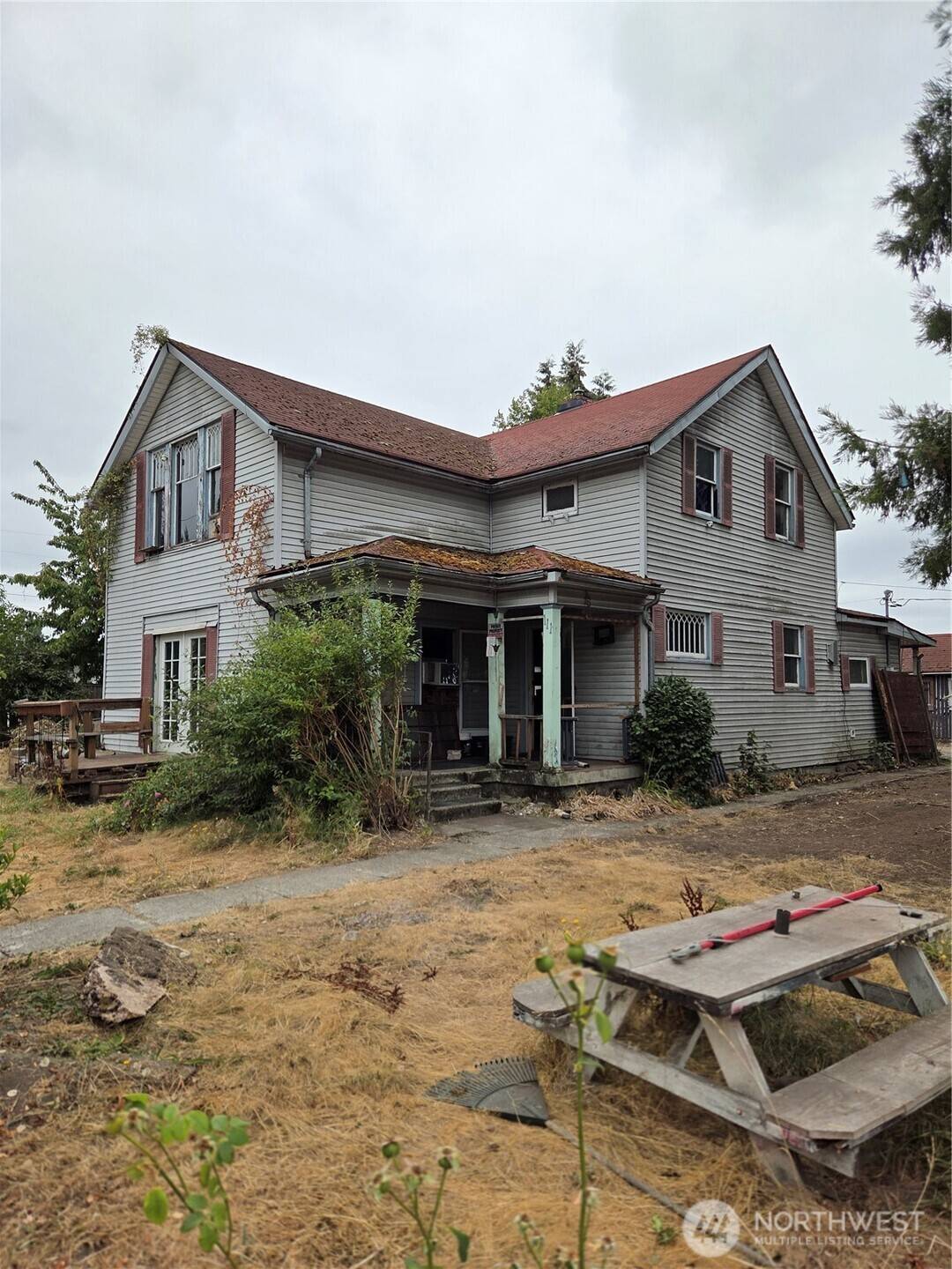 111 Calistoga ST E, Orting, WA 98360