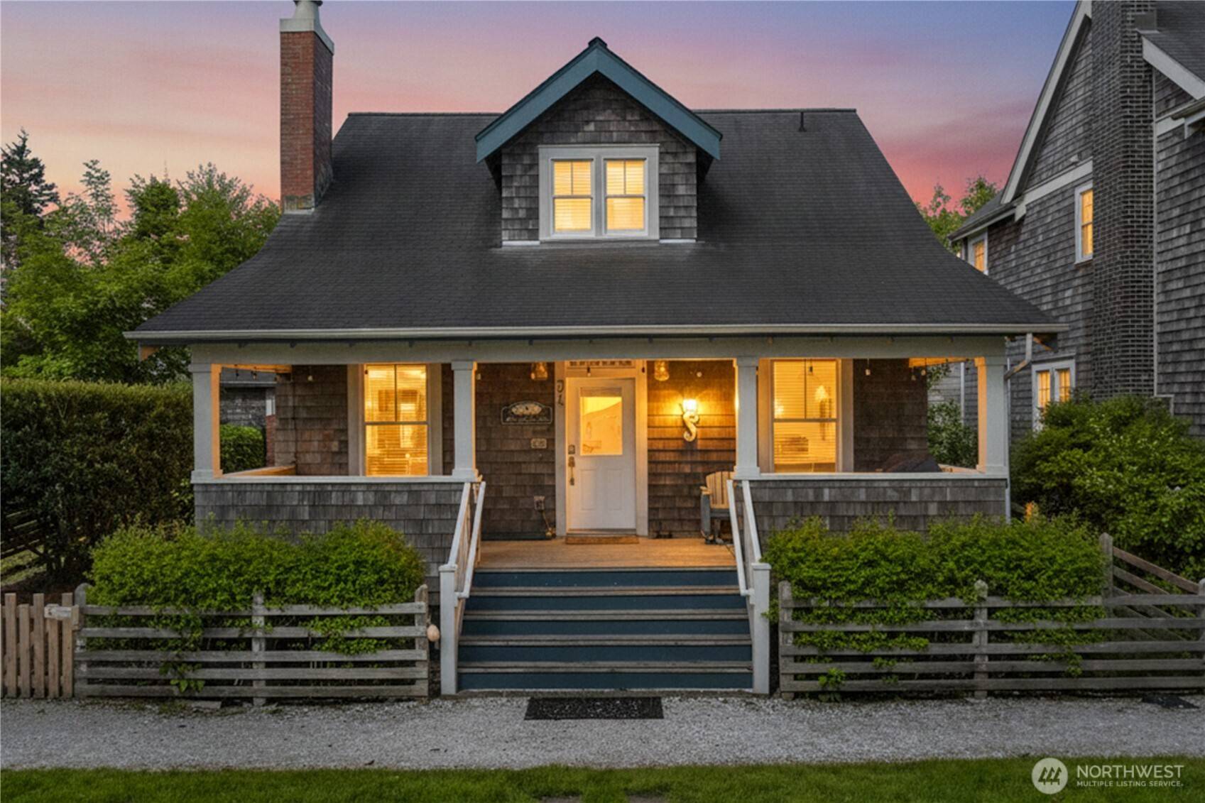34 Seastar LN, Pacific Beach, WA 98571