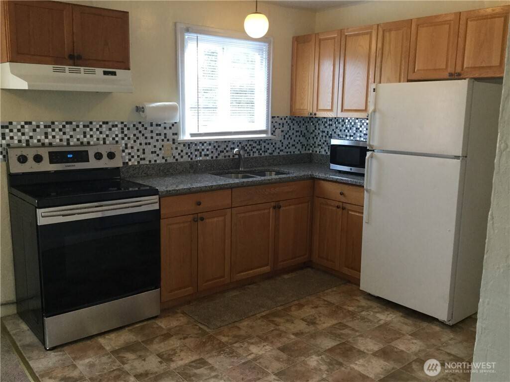 801 Pecks DR #A, Everett, WA 98203