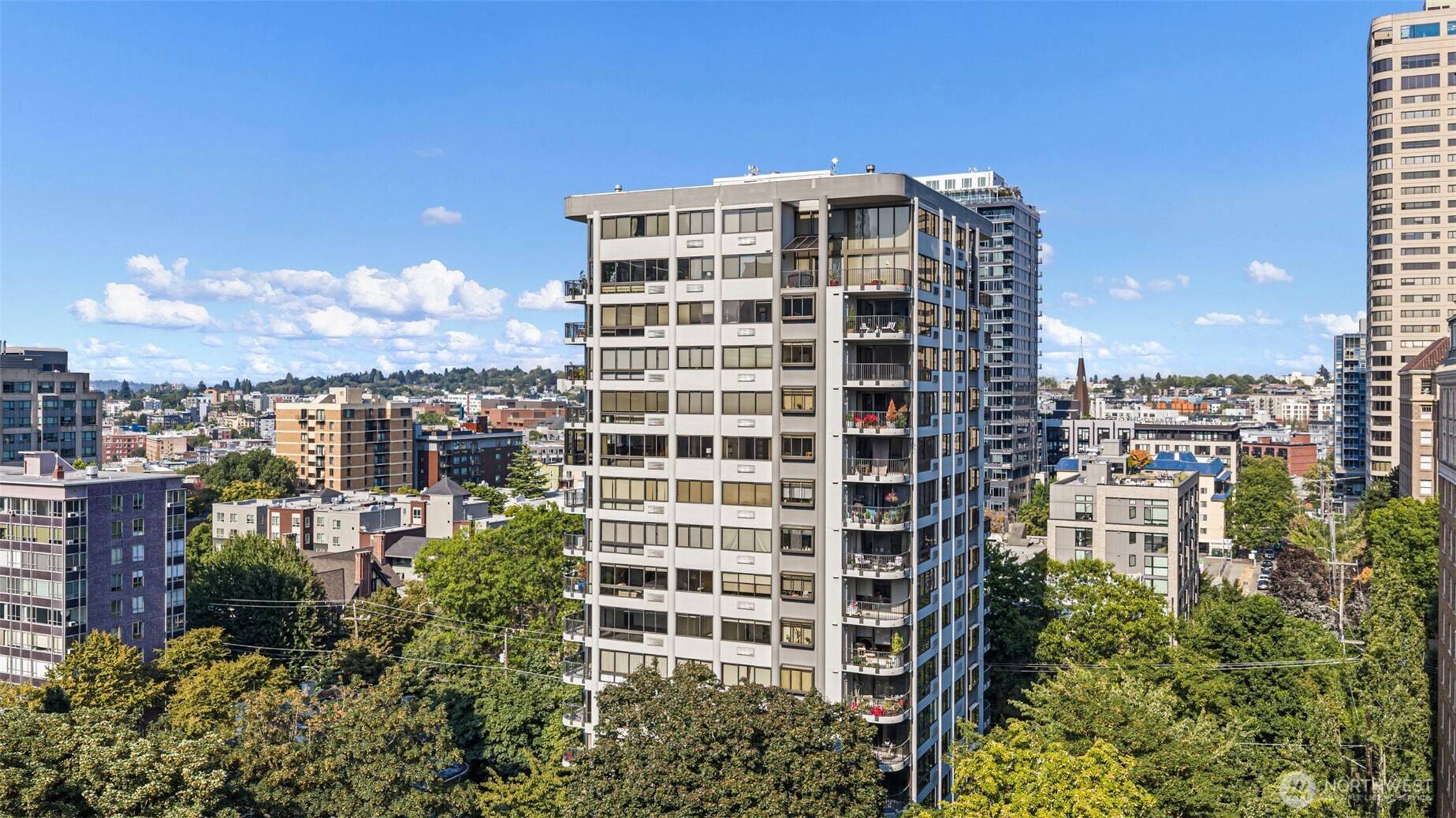 1120 Spring ST #1404, Seattle, WA 98122