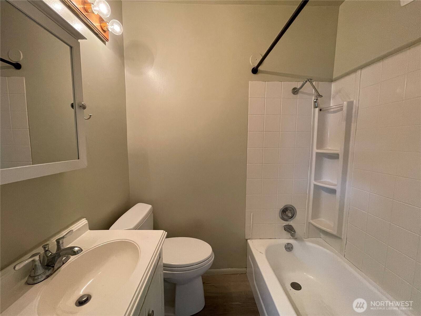 114 Wells AVE S, Renton, WA 98057