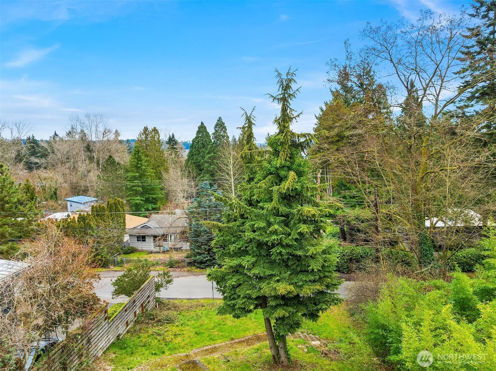 9229 45th AVE NE, Seattle, WA 98115