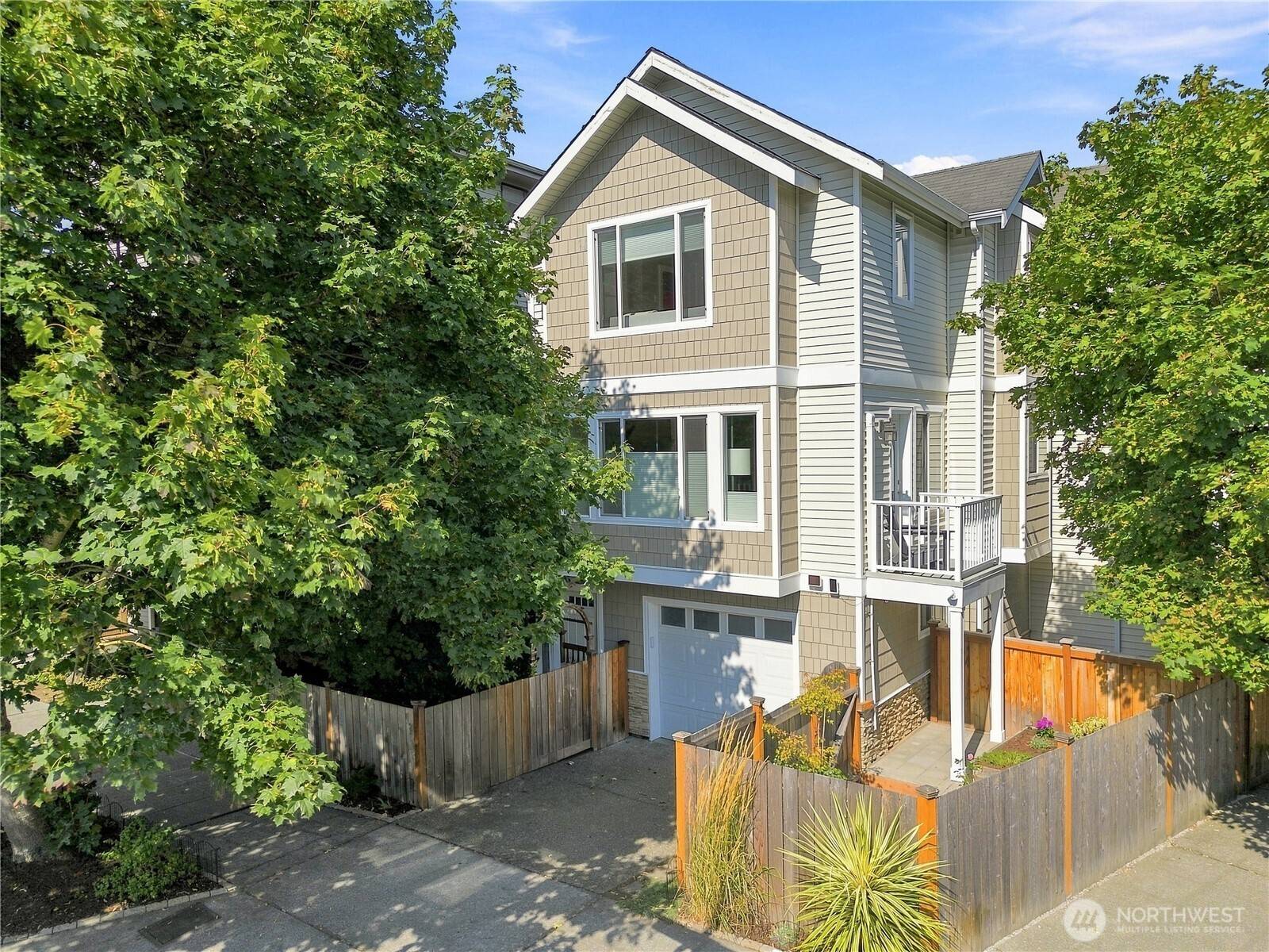 6800 Oswego PL NE, Seattle, WA 98115