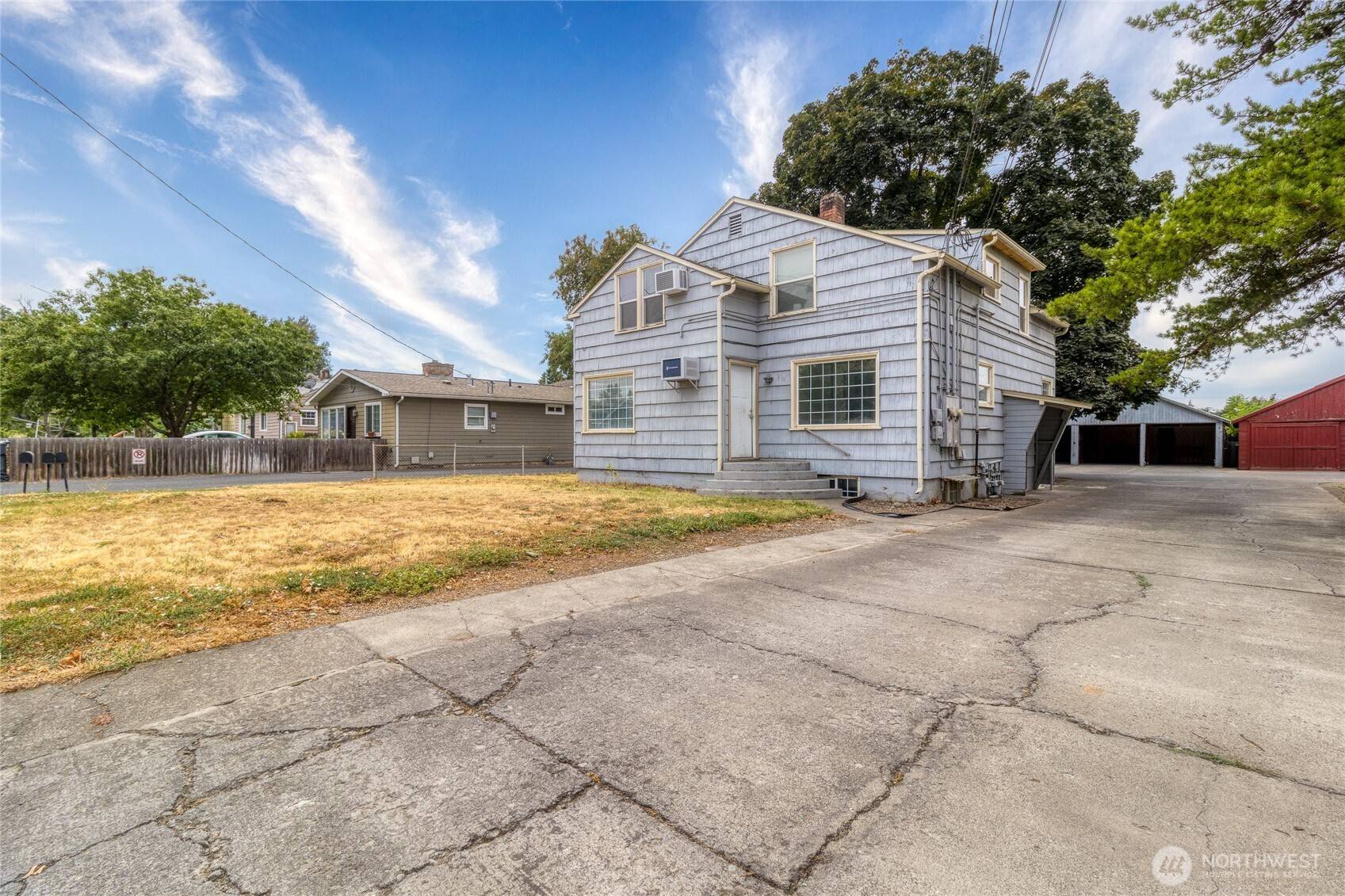 904 SE Birch AVE, College Place, WA 99324