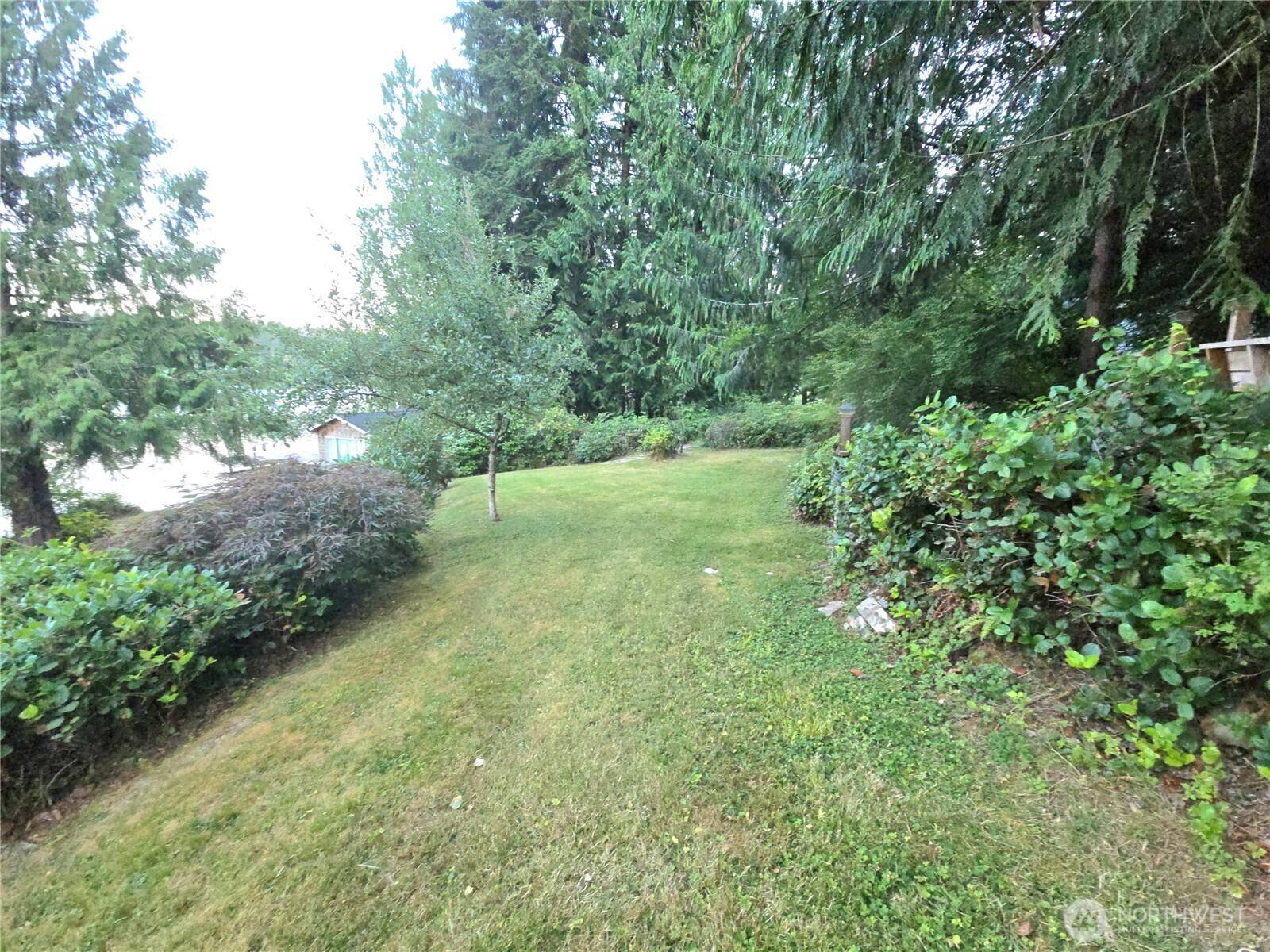 425 W Shore Loop RD, Snohomish, WA 98290