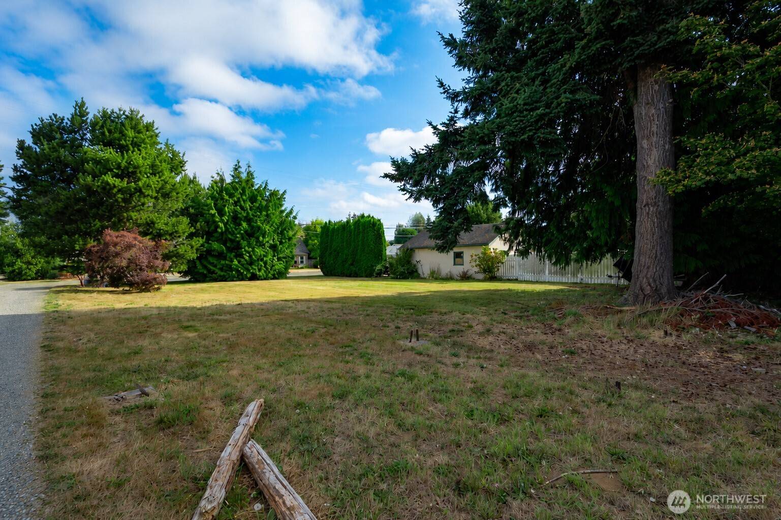 677 A Adelia ST, Blaine, WA 98230
