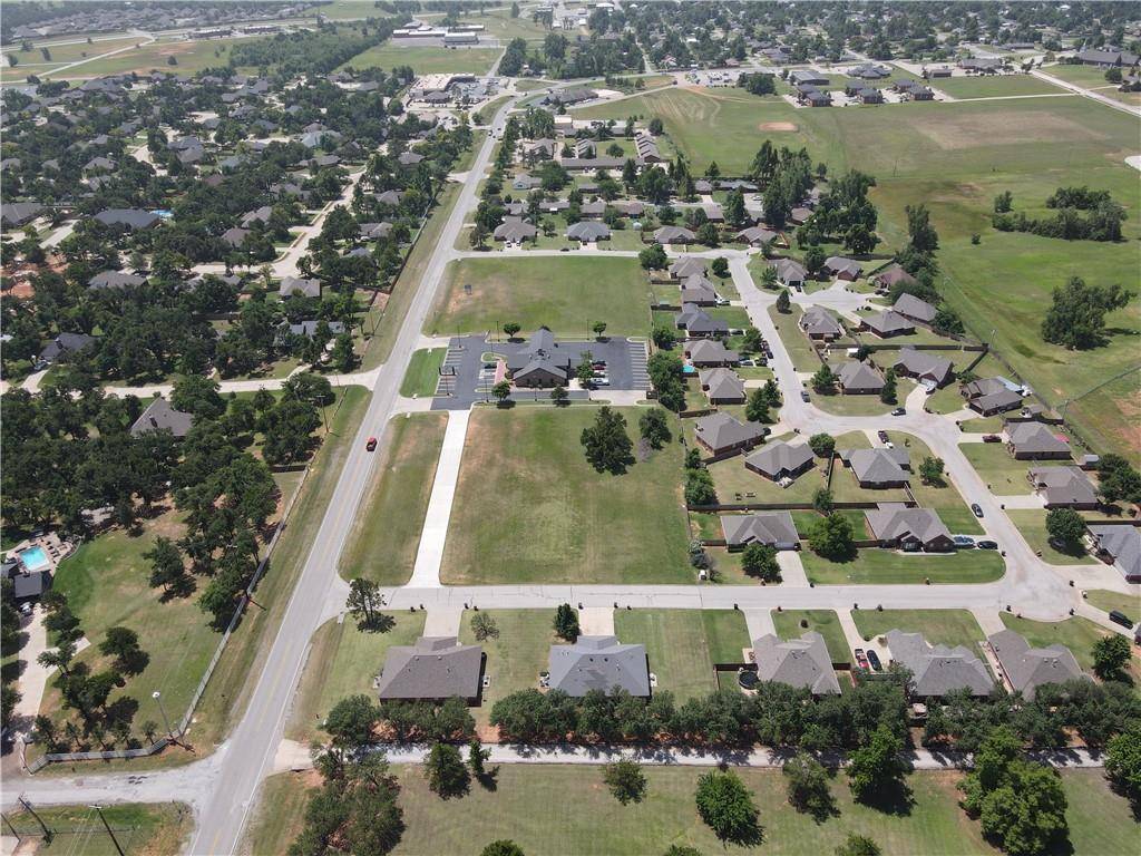 2 N Council RD, Blanchard, OK 73010