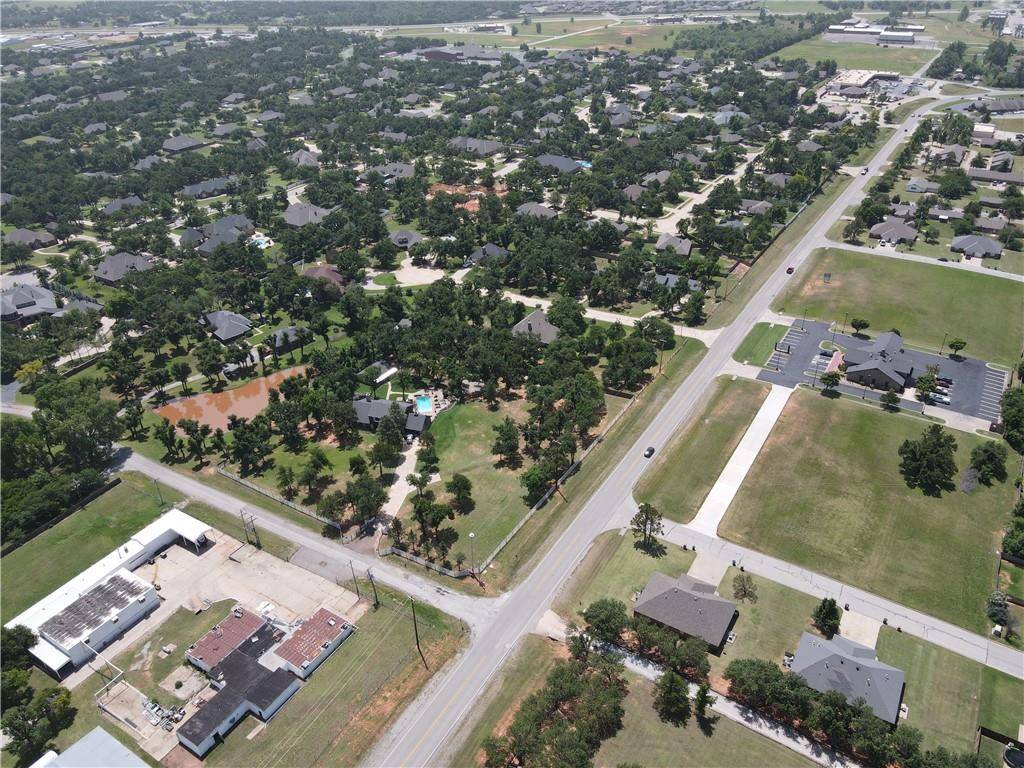 2 N Council RD, Blanchard, OK 73010