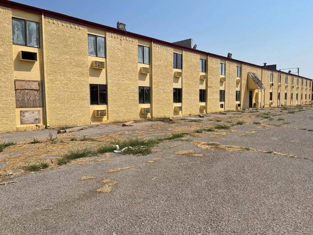 211 N 9TH ST, Canute, OK 73626