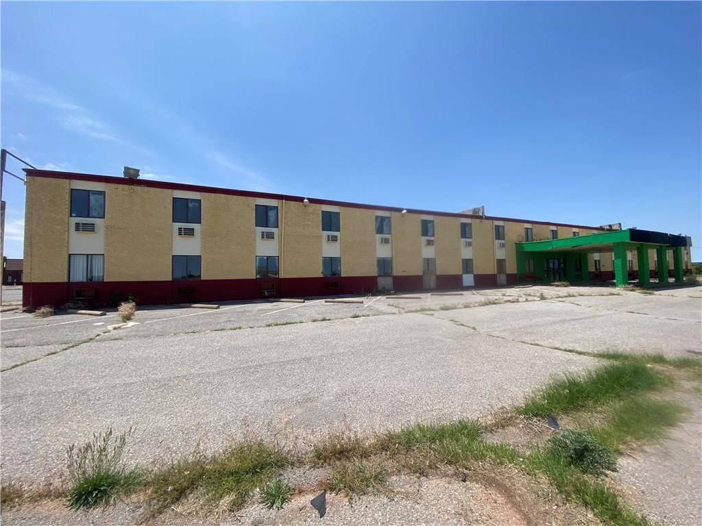 211 N 9TH ST, Canute, OK 73626