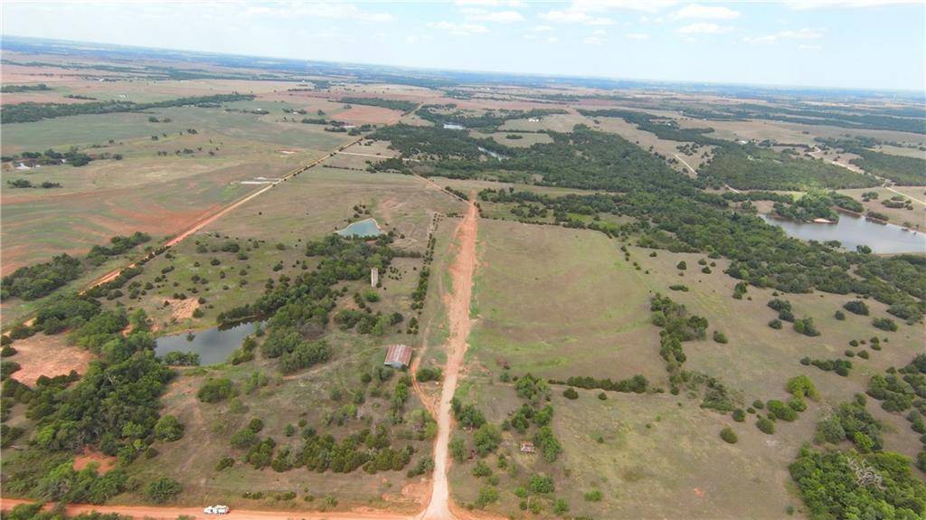 7634 Meadowlark LN, Guthrie, OK 73044