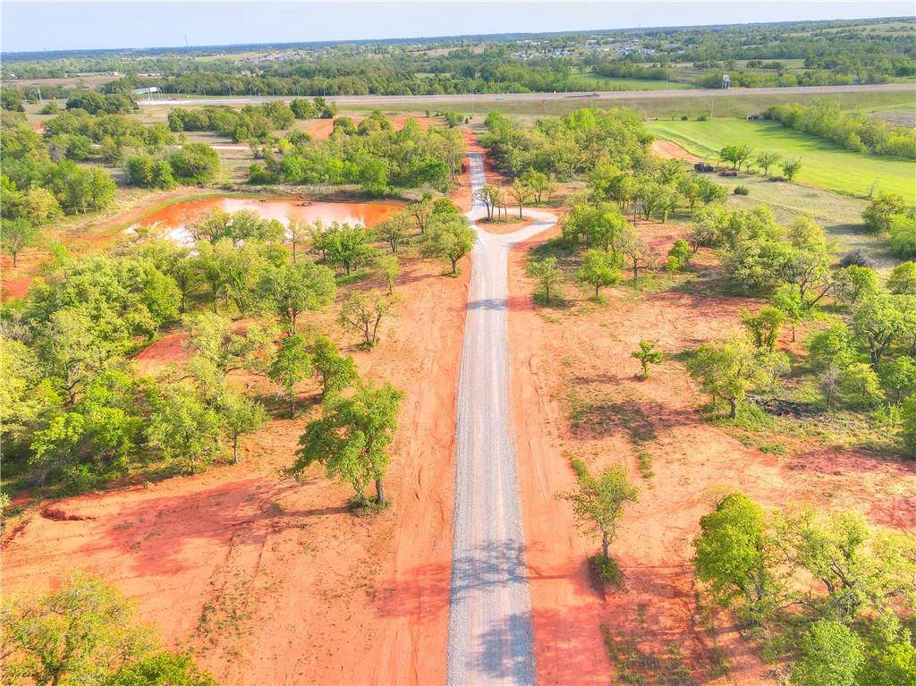 1225 Jerzee Mae RD, Blanchard, OK 73010