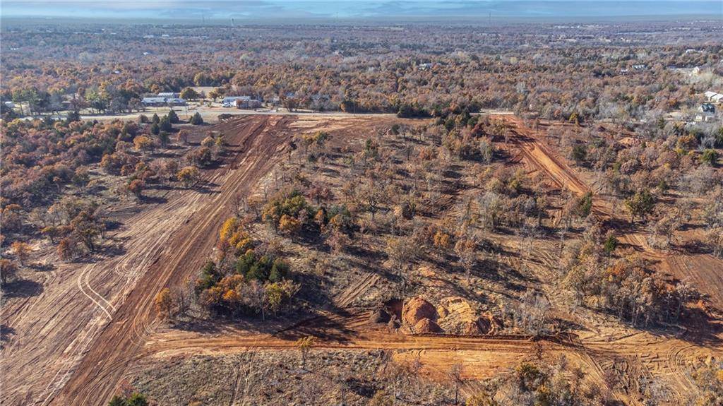 3125 Road Runner CT, Guthrie, OK 73044