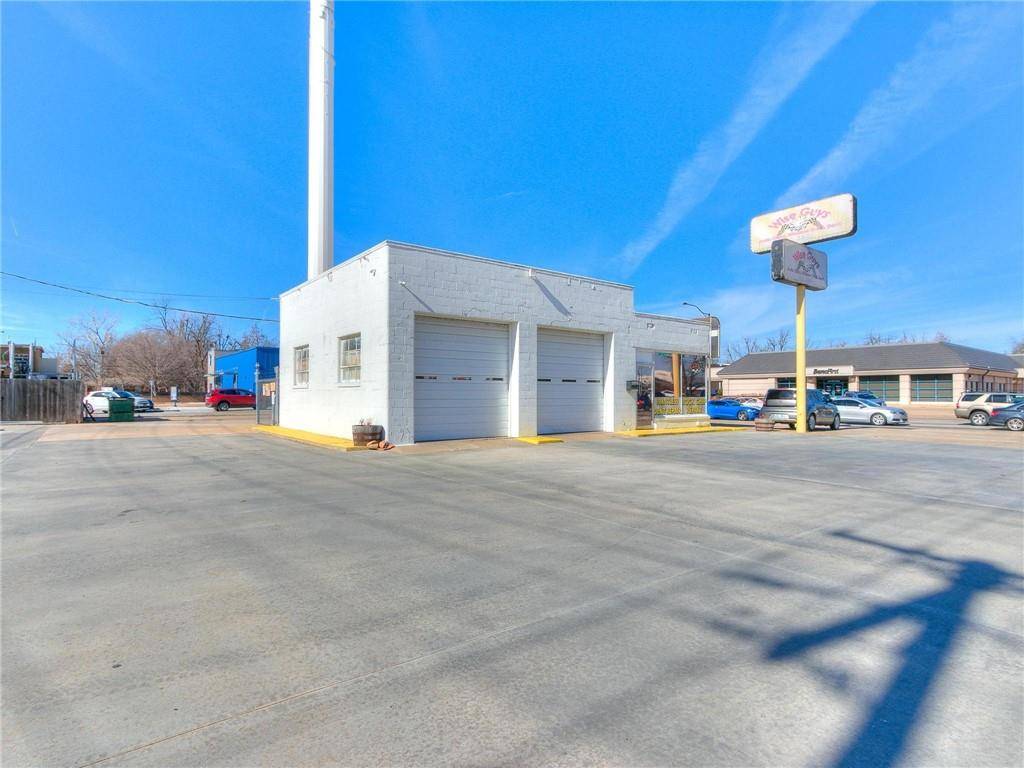 1200 W Main ST, Norman, OK 73069
