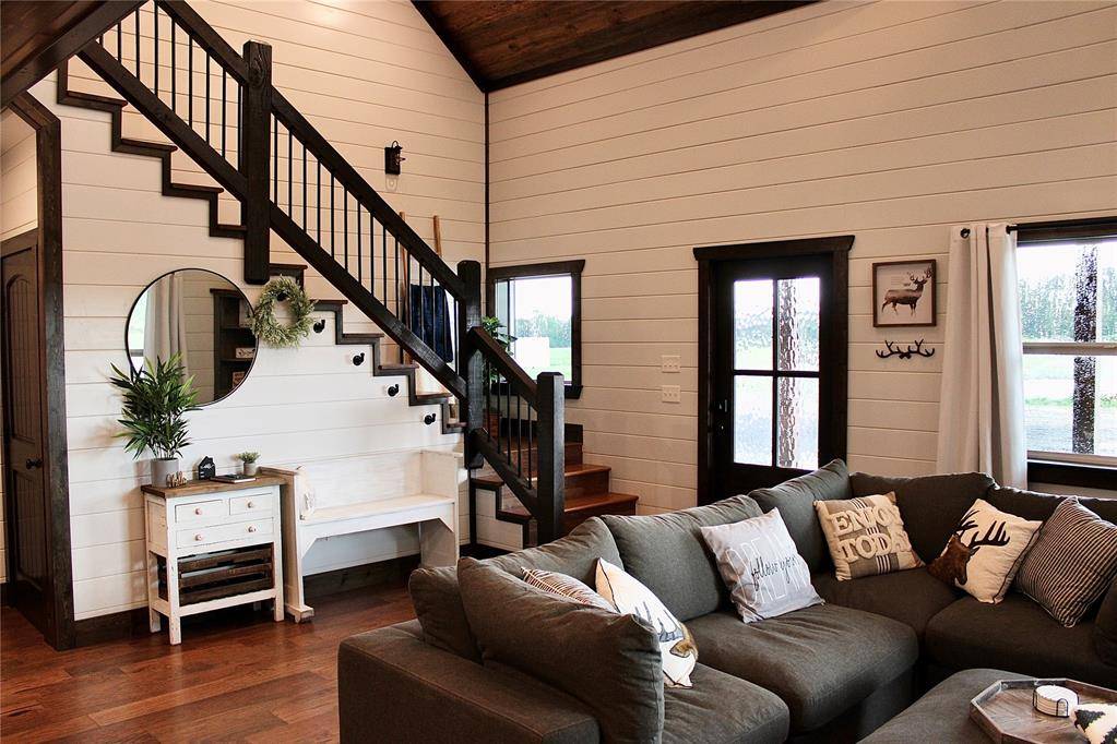 310 Rutty Pine RDG, Broken Bow, OK 74728