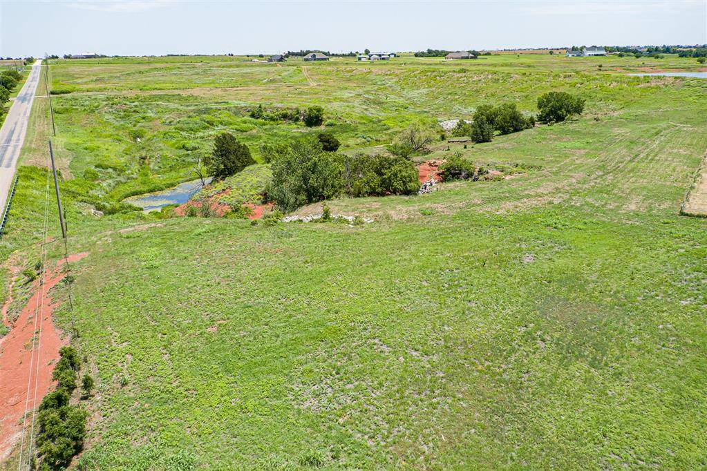NW Moffat RD, Piedmont, OK 70378