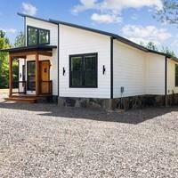 104 Top Notch LN, Broken Bow, OK 74728