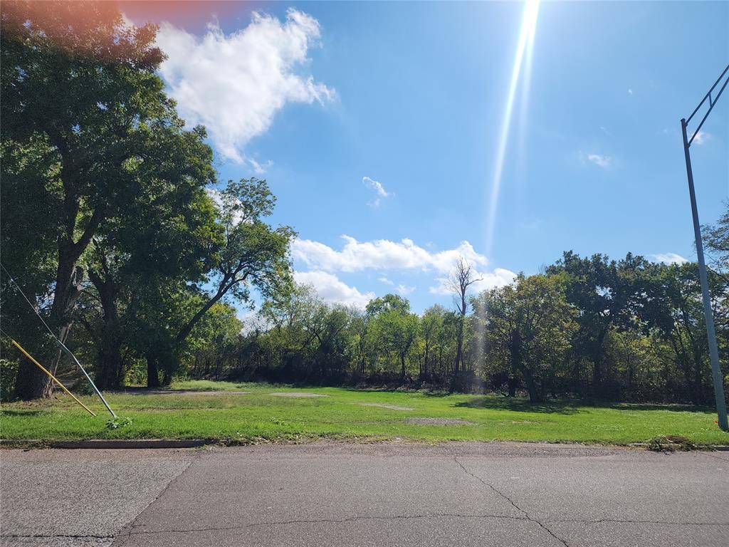 900 W Grant ST, Pauls Valley, OK 73075