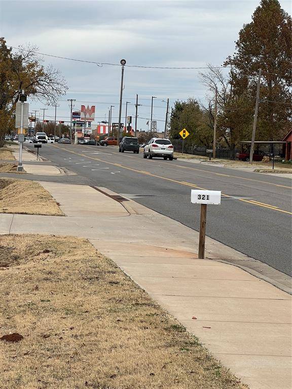 307 S mustang RD, Mustang, OK 73064
