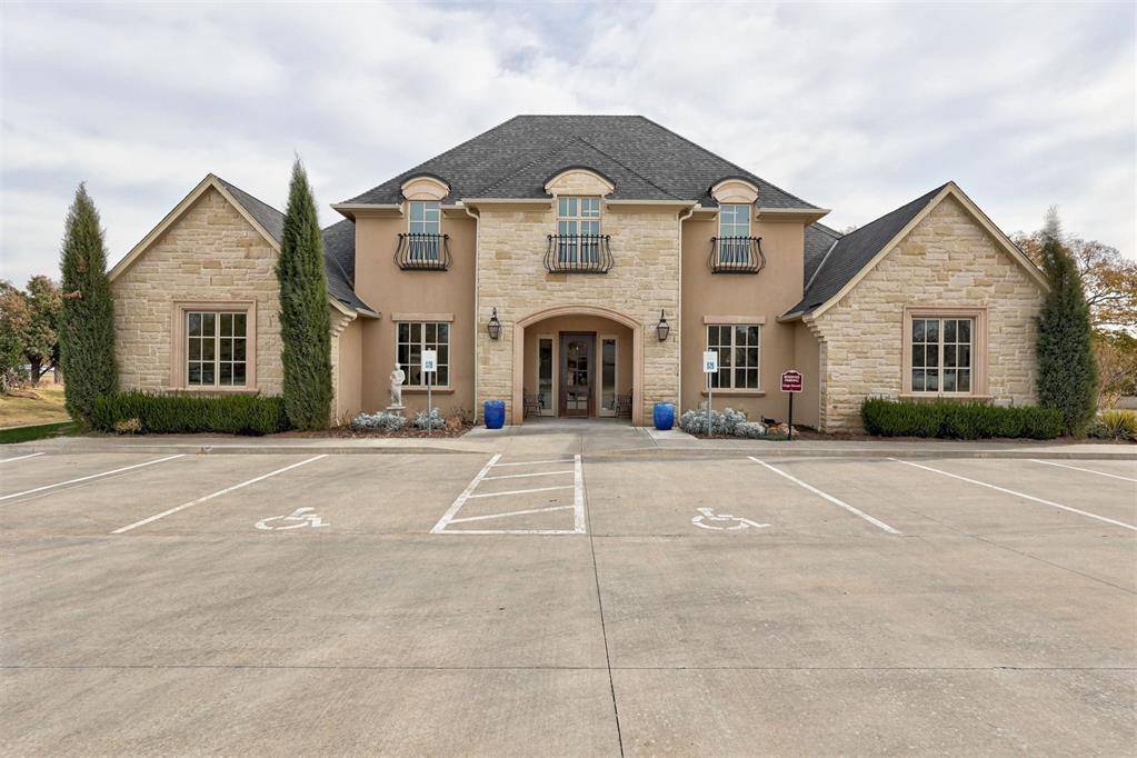 14324 N Western AVE, Edmond, OK 73013