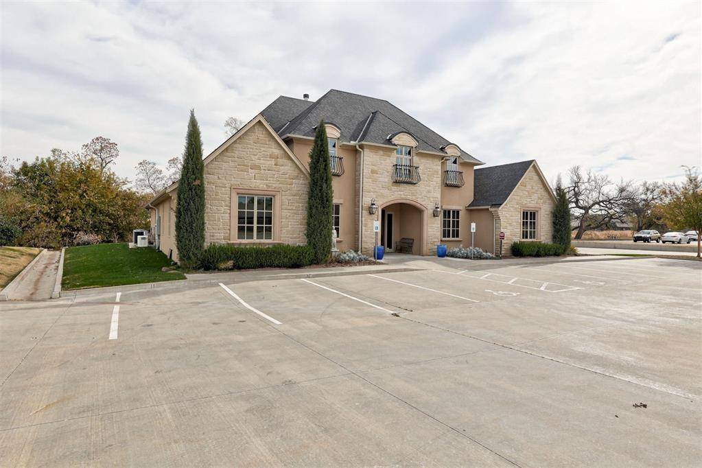 14324 N Western AVE, Edmond, OK 73013