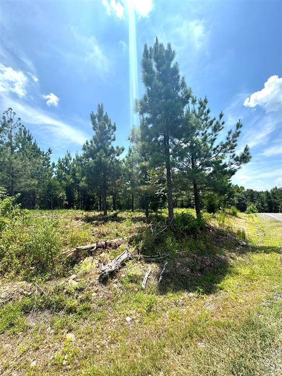 136 Charmed Ridge LN, Broken Bow, OK 74728