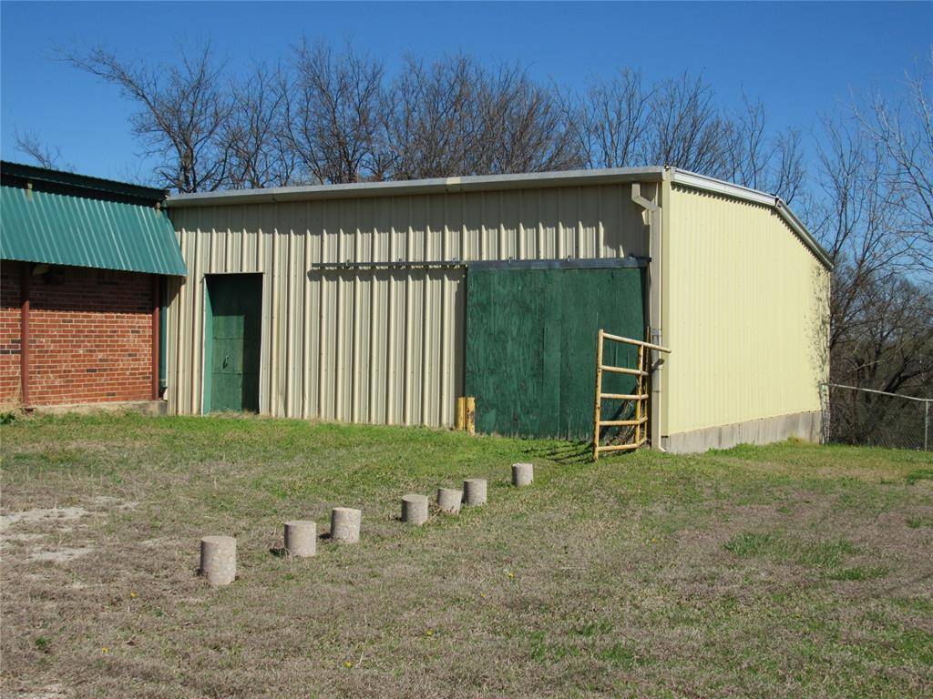 1046 S Chickasaw ST, Pauls Valley, OK 73075