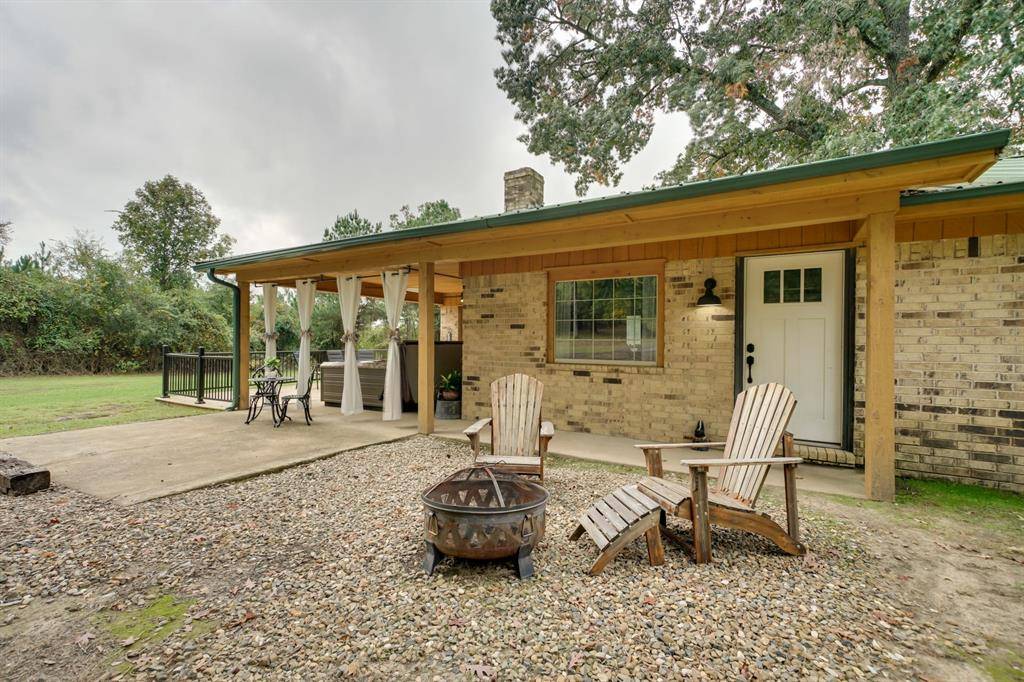 121 W Bethel RD, Broken Bow, OK 74728