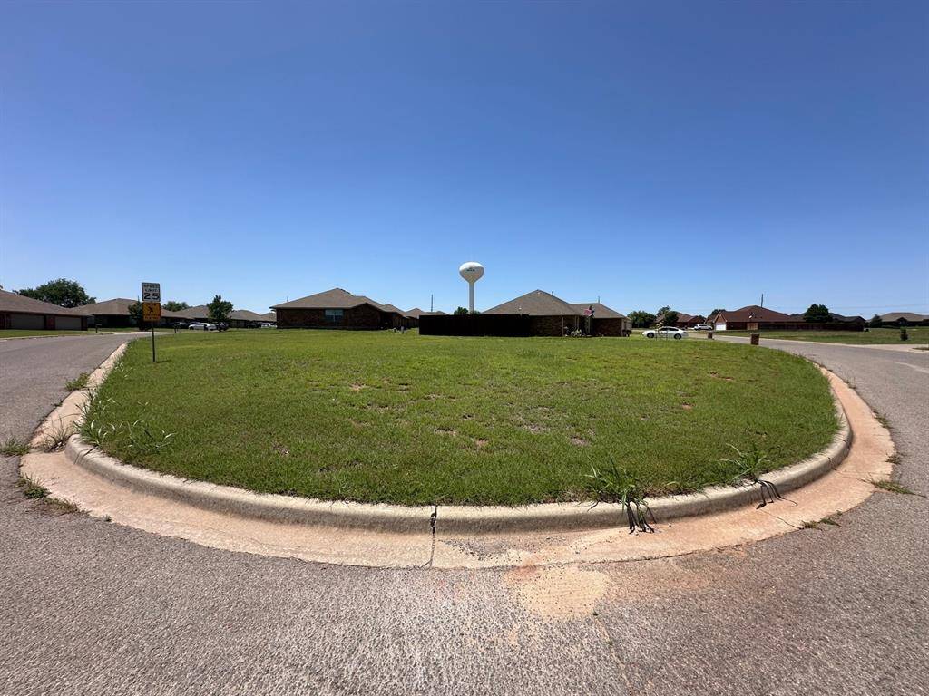 Mulberry Ln & Lombardy PL, Clinton, OK 73601