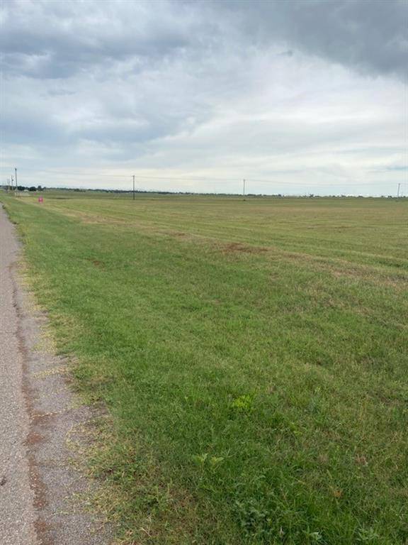E 1140 RD, Elk City, OK 73644