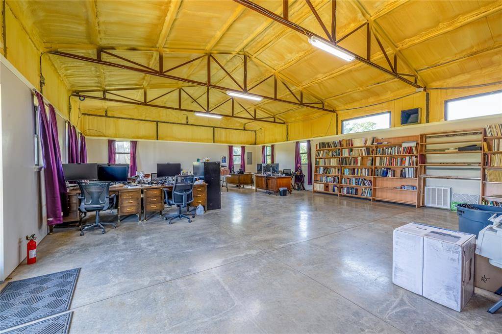 746 E Center RD, Goldsby, OK 73093
