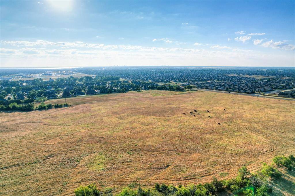 W Britton RD, Yukon, OK 73099