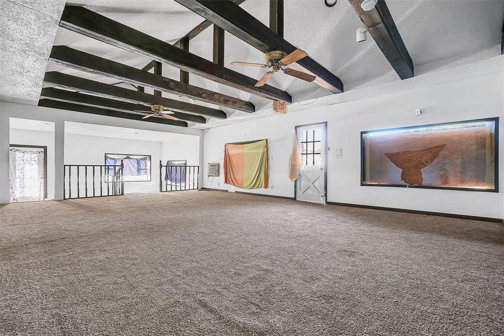 914 Court AVE, Clinton, OK 73601